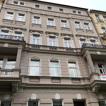George'S Studio Apartment Karlovy Vary Extérieur photo
